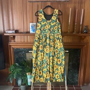 Kitschy Vintage Sunflower Dress